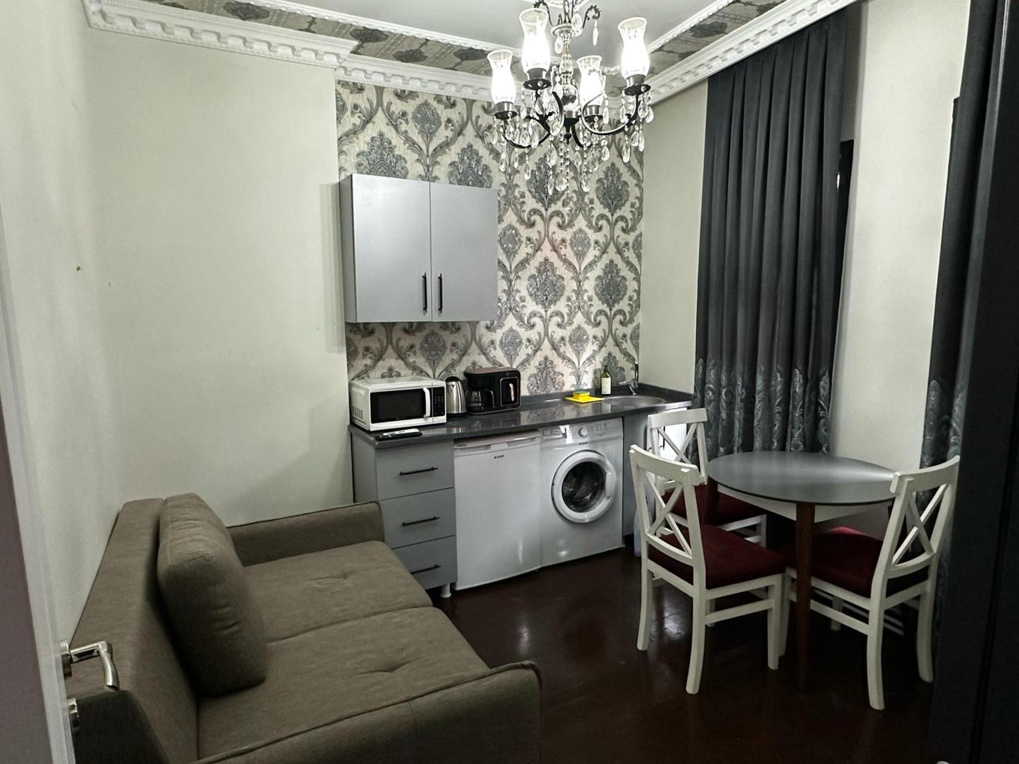 Seven Roses Apart Hotel Istanbul Ngoại thất bức ảnh